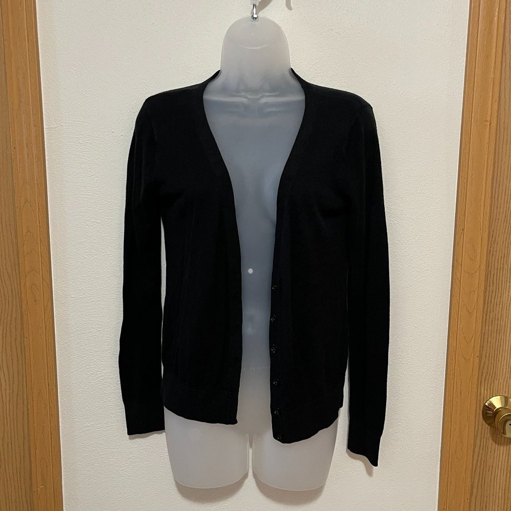 Forever 21 Black Cardigan (Size Medium)